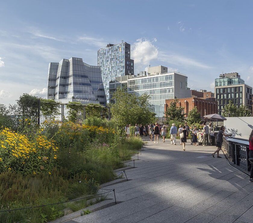Highline_and_IAC_Building_NY1